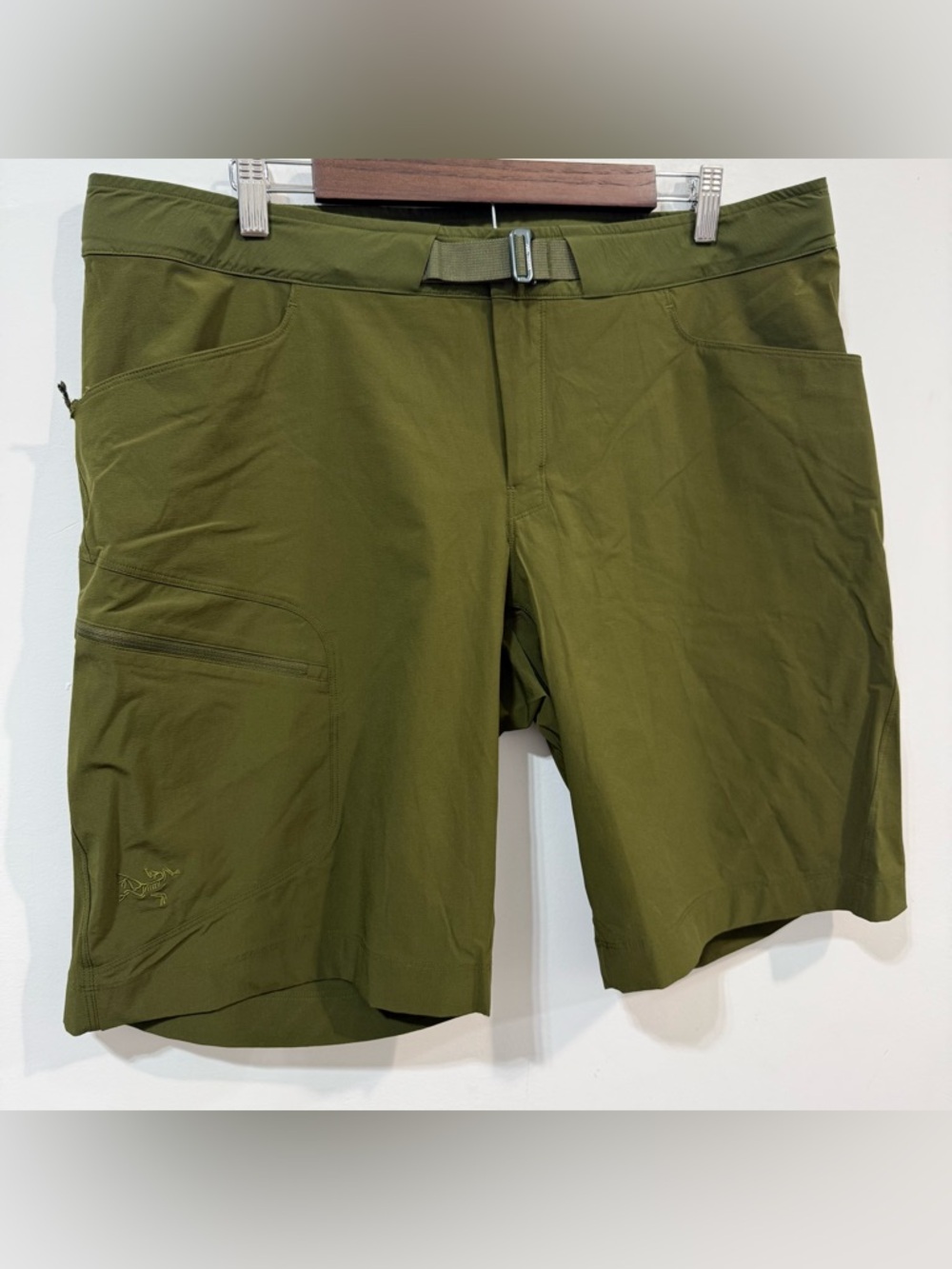 Arc'teryx Lefroy Olive Cargo Hiking Quick Dry Integrated Belt Shorts Size 38